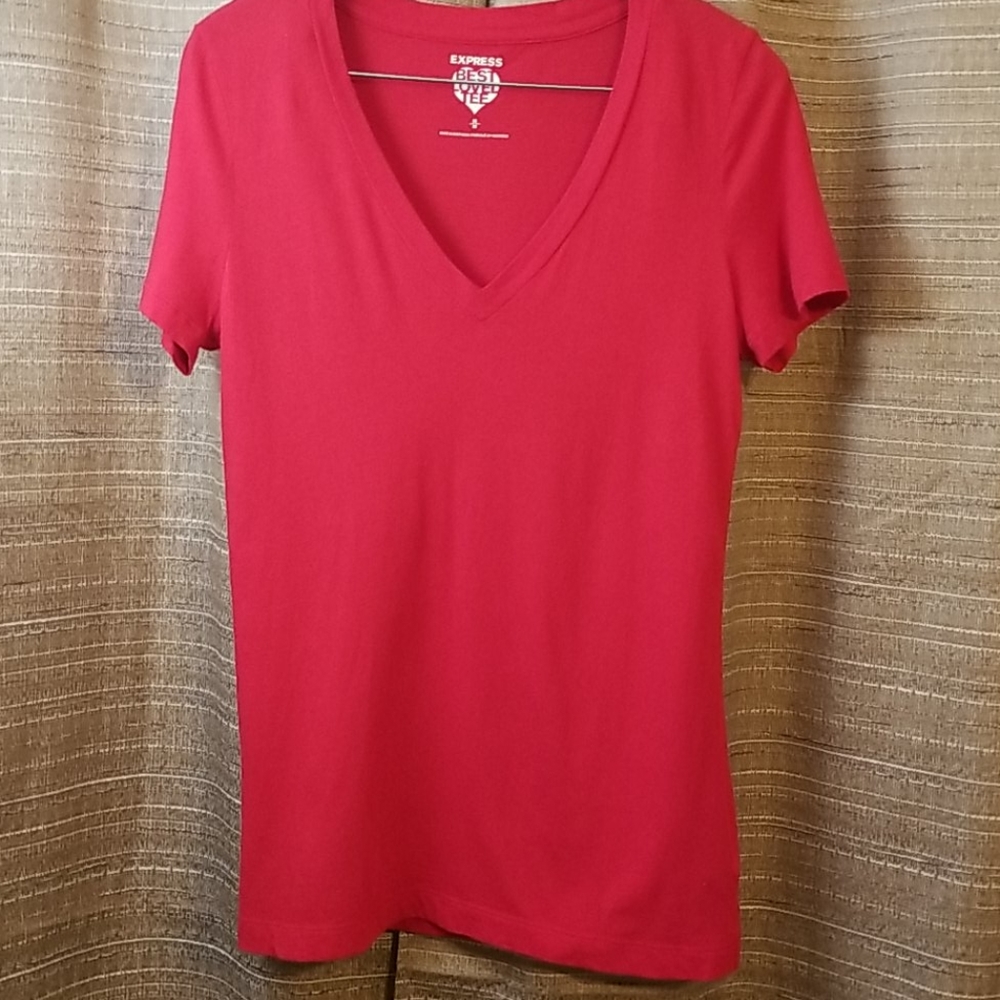 Express best loved tee